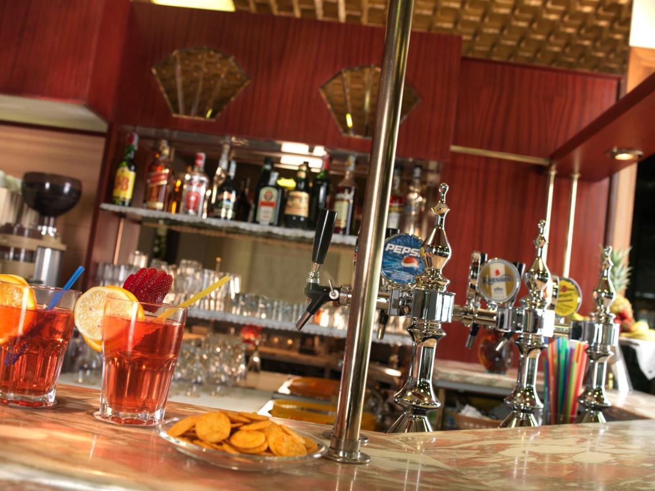 Hotel Elizabeth Bellaria-Igea Marina Buitenkant foto